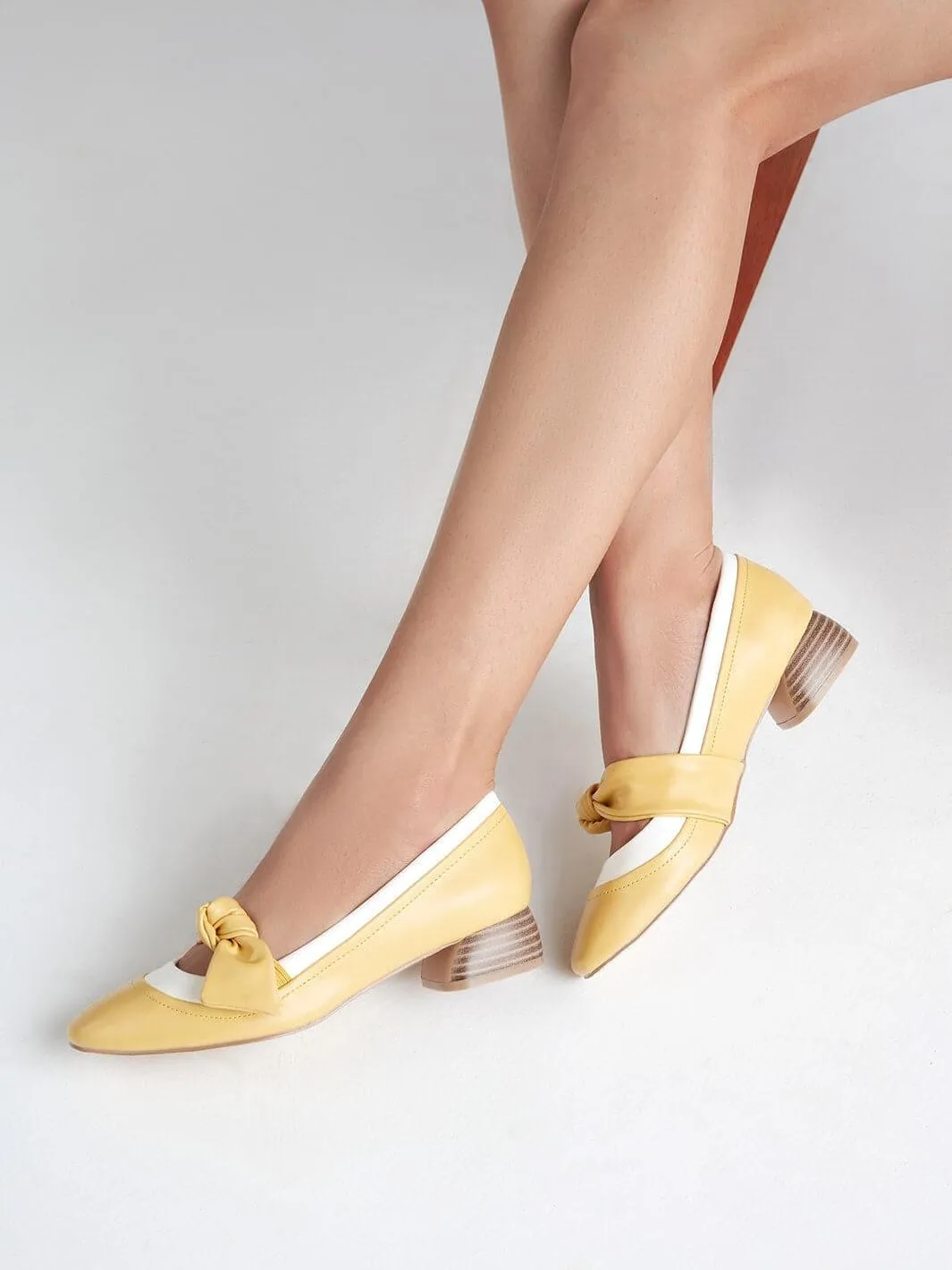 Cara retro bow shoes