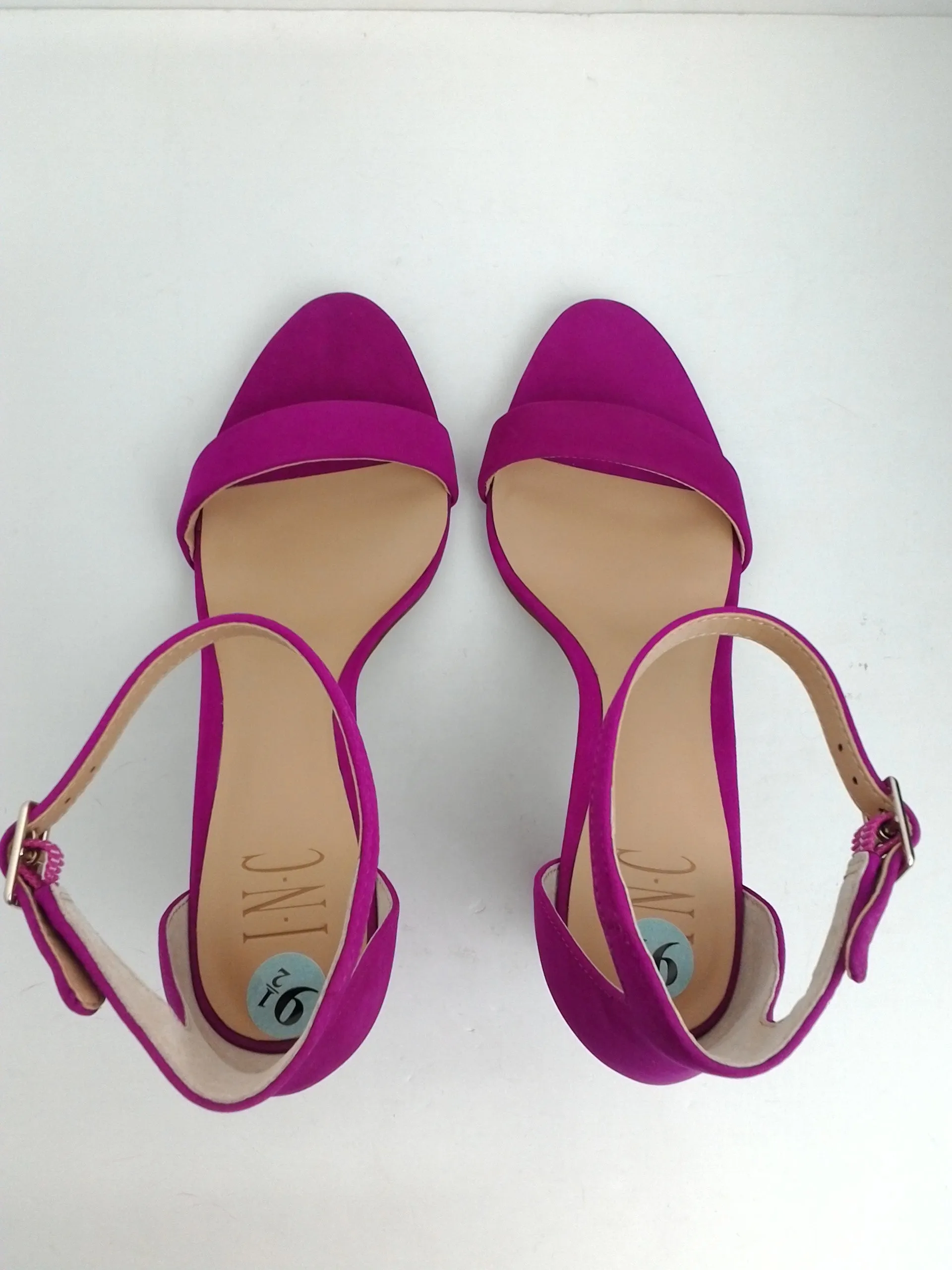 INC International Concepts Kivah Deep Fuchsia Size 9.5 M