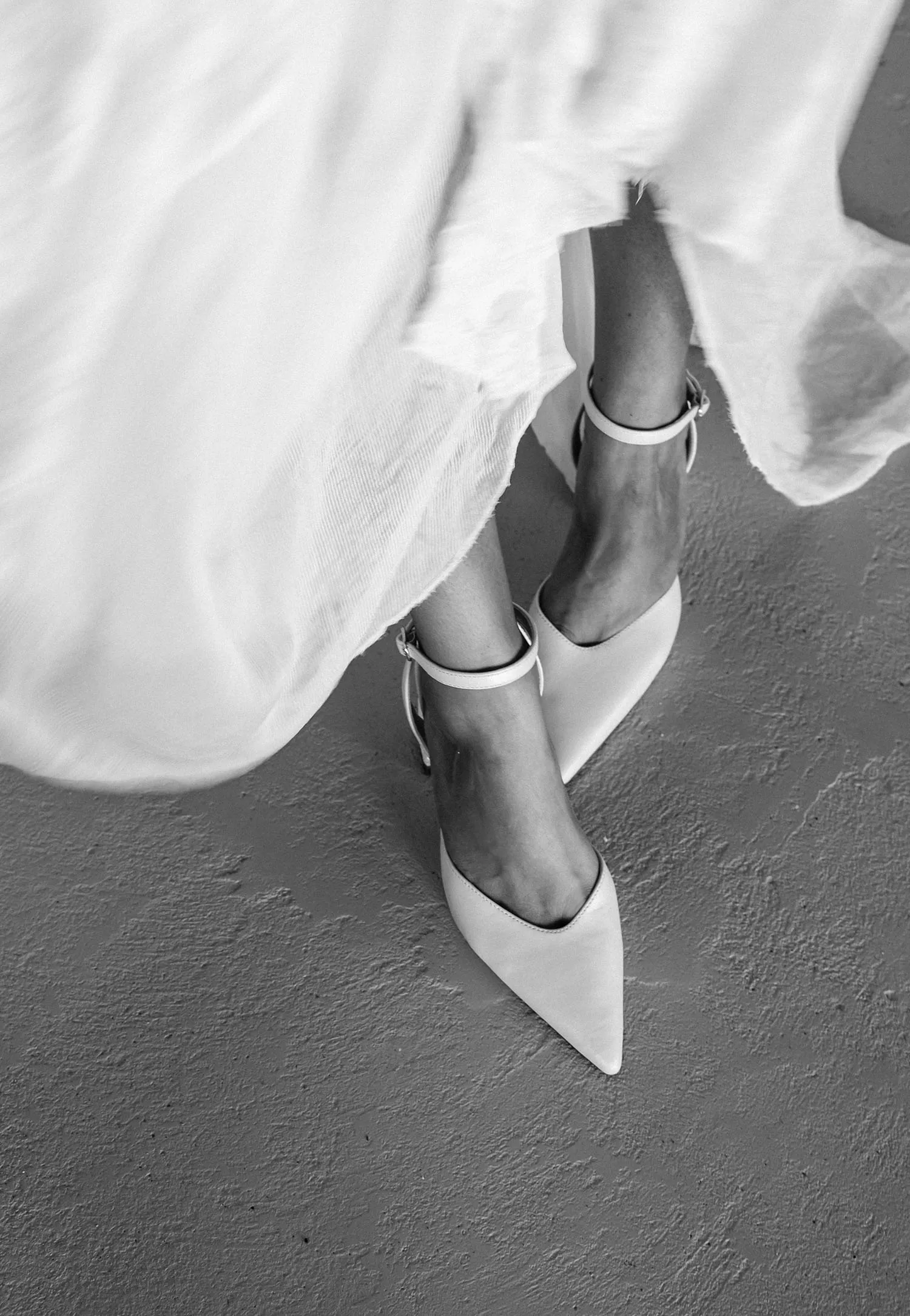 Elegant Pointed Closed Toe Bridal Heels for Stylish Weddings