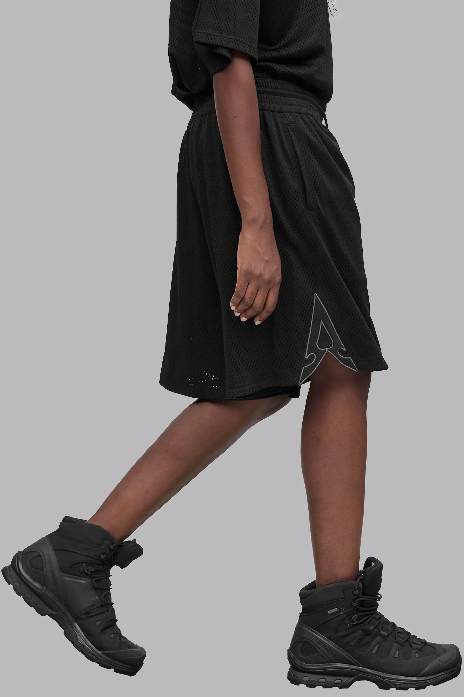 V_NET 9" BASKETBALL SHORTS - Black